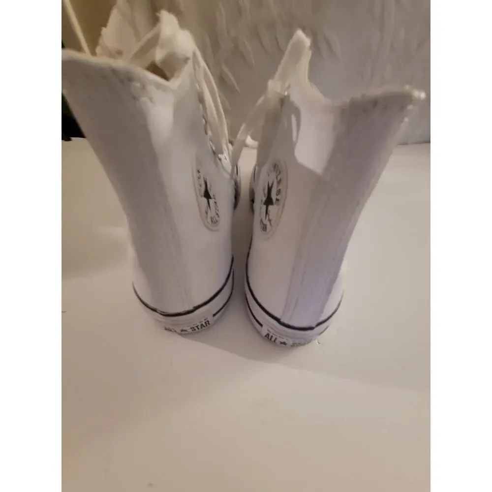 Converse Chuck Taylor All Star High Top White Leather Lace Up Sneaker woman 7.5